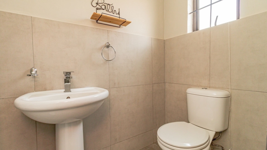 To Let 3 Bedroom Property for Rent in Cashan North West